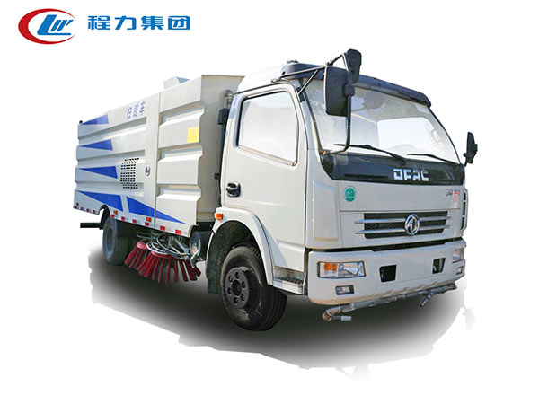 東風多利卡掃路車